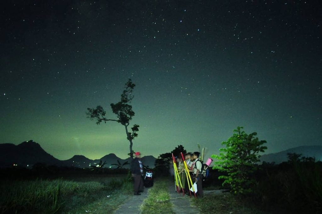 pramuka_dkl-20180914_205247-40169846_463693430798151_6375713544100067538_n